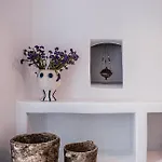 Castellana Cycladic House *