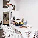 Castellana Cycladic House *