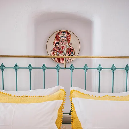 Castellana Cycladic House Pyrgos Kallistis