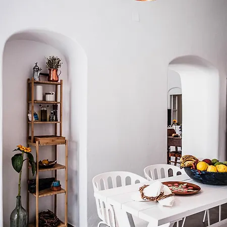 Holiday home Castellana Cycladic House *