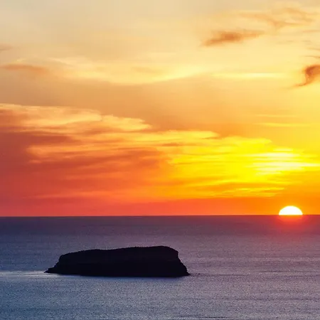Castellana Cycladic House