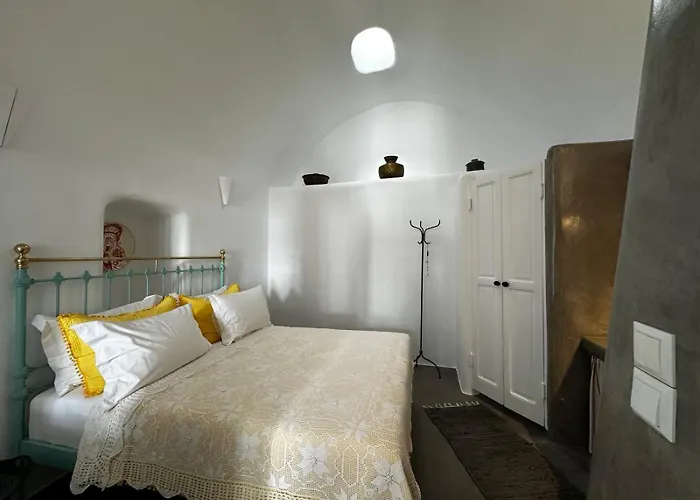 Castellana Cycladic House Tatil Evi