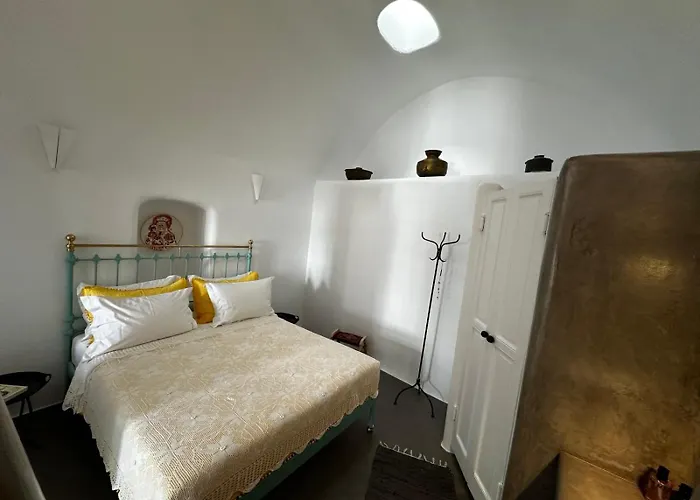 Castellana Cycladic House * Pyrgos Kallistis