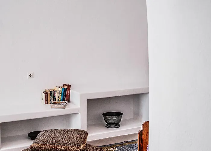 Castellana Cycladic House