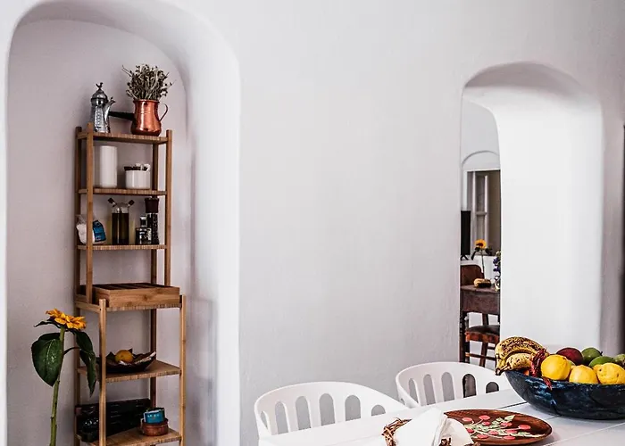 Holiday home Castellana Cycladic House *