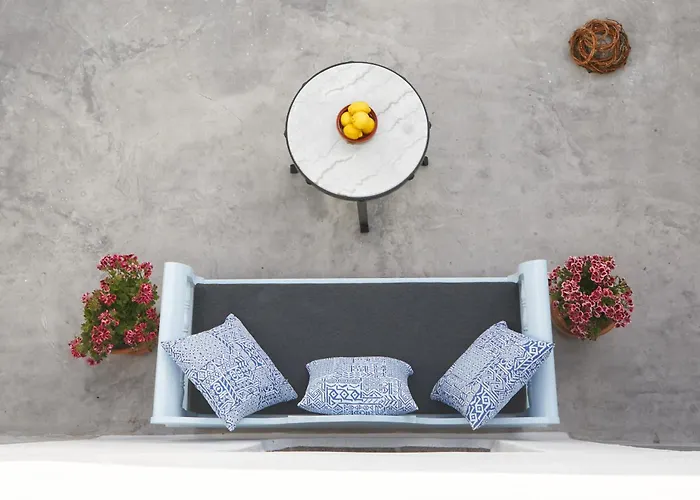 Castellana Cycladic House *